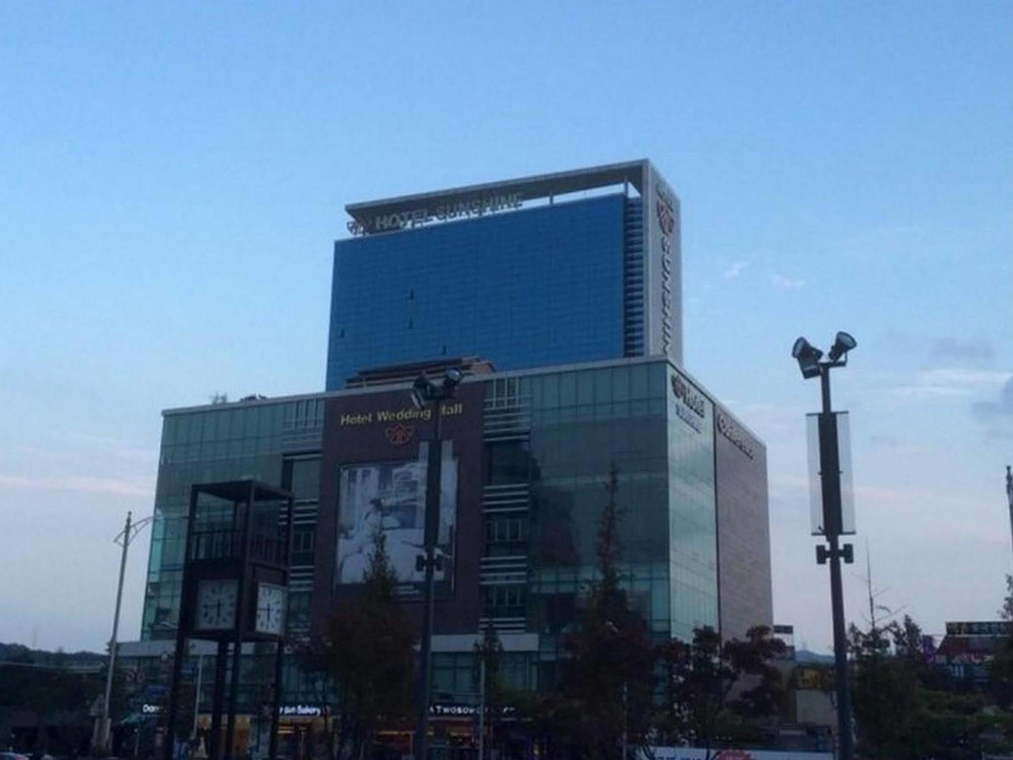 Hotel Sunshine Daejeon Bagian luar foto