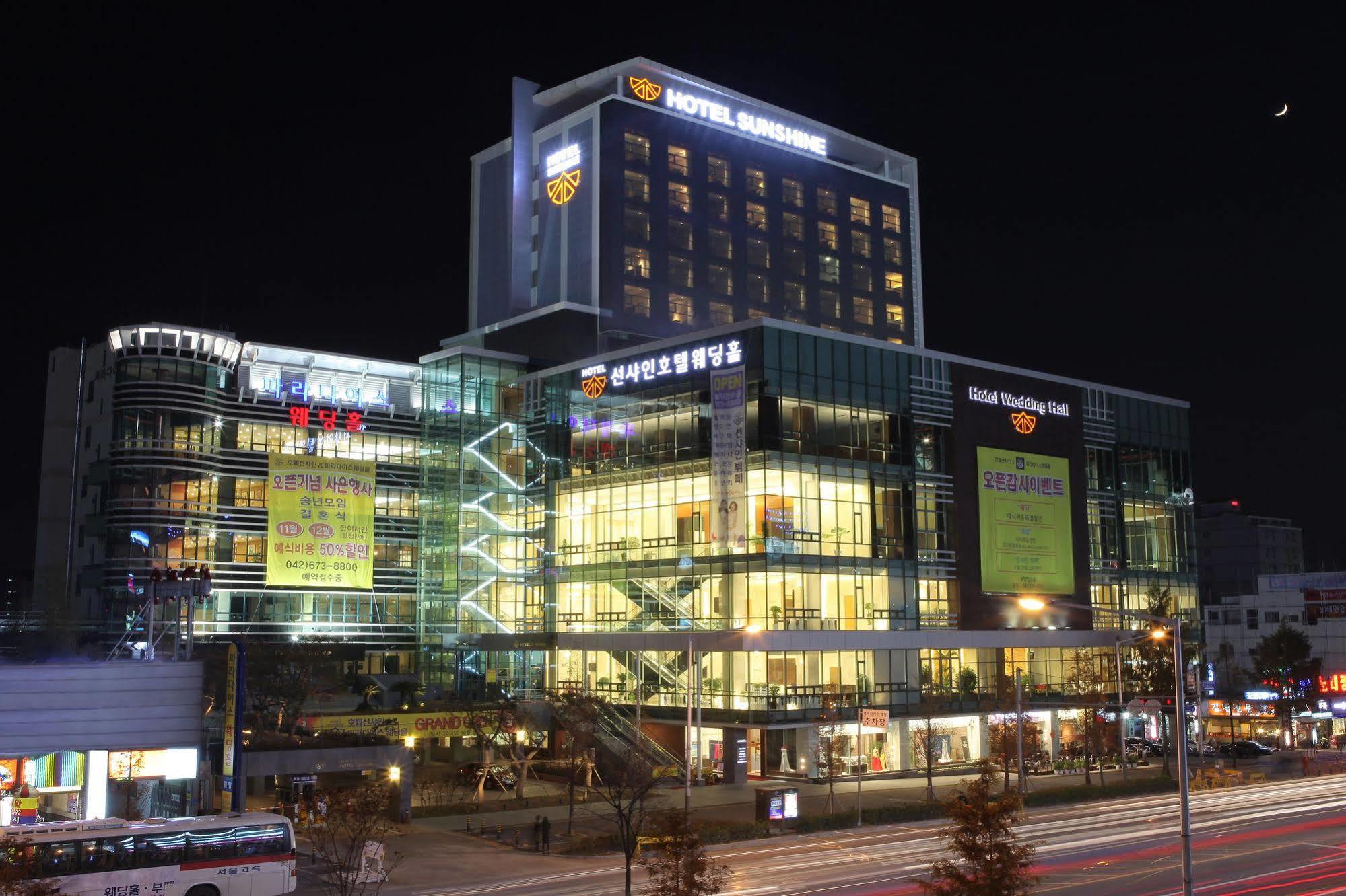 Hotel Sunshine Daejeon Bagian luar foto